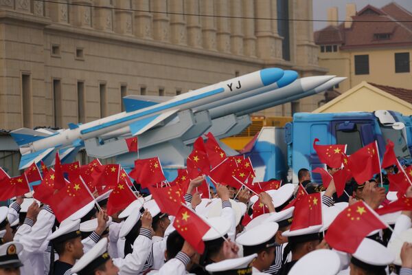 China celebra a lo grande el 70 aniversario de su Armada con muchos invitados extranjeros - Sputnik Mundo