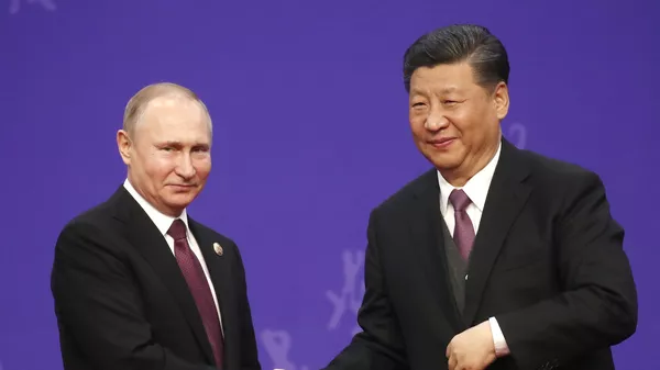 El presidente de Rusia, Vladímir Putin, y el presidente de China, Xi Jinping - Sputnik Mundo