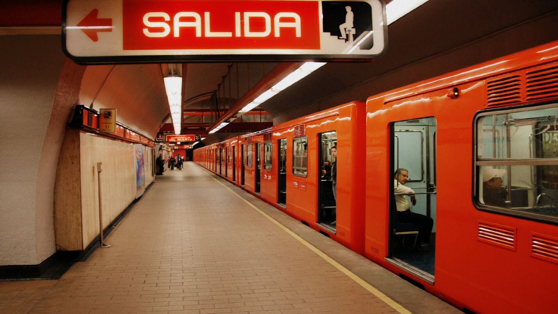 La estación del metro de la Ciudad de México - Sputnik Mundo, 1920, 24.08.2021
