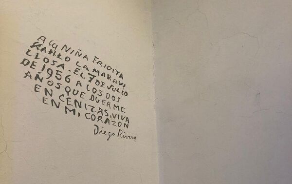 Las paredes de La Casa Azul hablan, con mensajes de Diego Rivera a Frida Kahlo - Sputnik Mundo