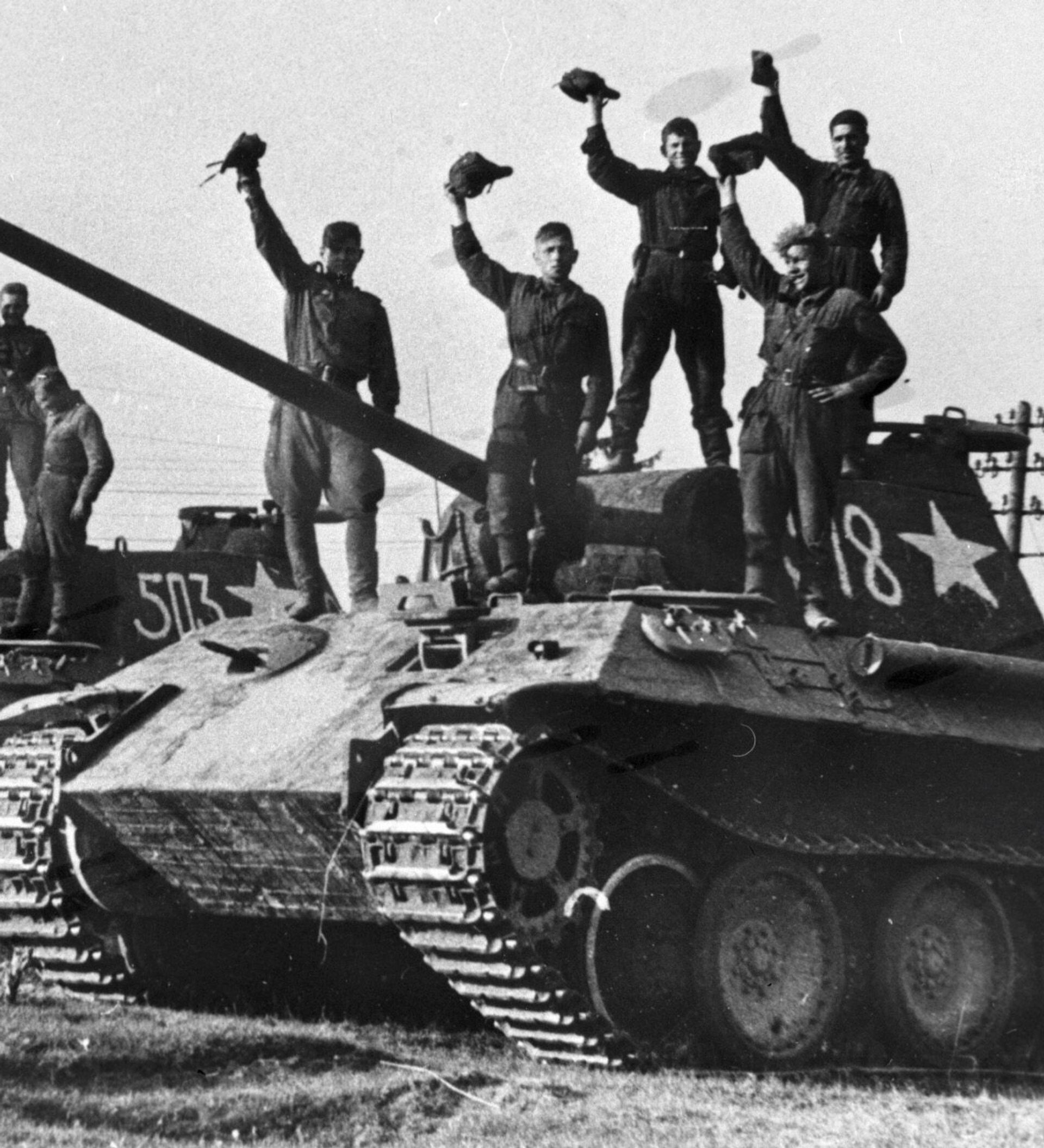 El día en que un soldado del Ejército Rojo destruyó seis tanques nazis -  , Sputnik Mundo
