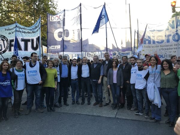 Por qué preocupa la desinversión en ciencia e investigación en Argentina Por qué preocupa la desinversión en ciencia e investigación en Argentina - Sputnik Mundo