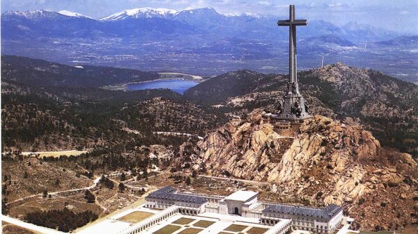 Abadía de la Santa Cruz del Valle de los Caídos, Comunidad de Madrid, España - Sputnik Mundo