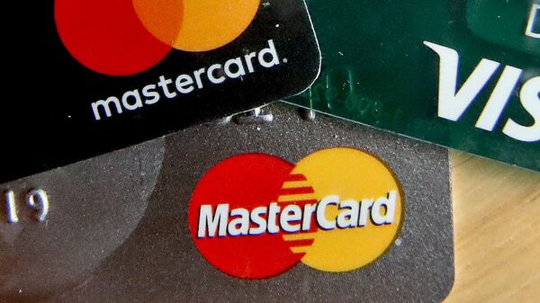 Unas tarjetas de MasterCard - Sputnik Mundo