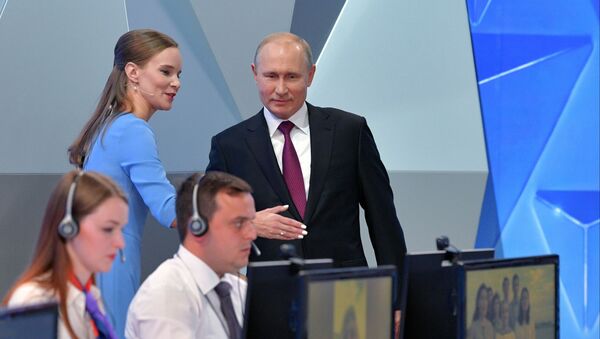 'Línea directa' con Vladímir Putin - Sputnik Mundo