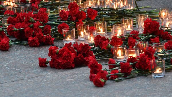 Homenaje a los soldados soviéticos caídos en la Gran Guerra Patria (archivo) - Sputnik Mundo