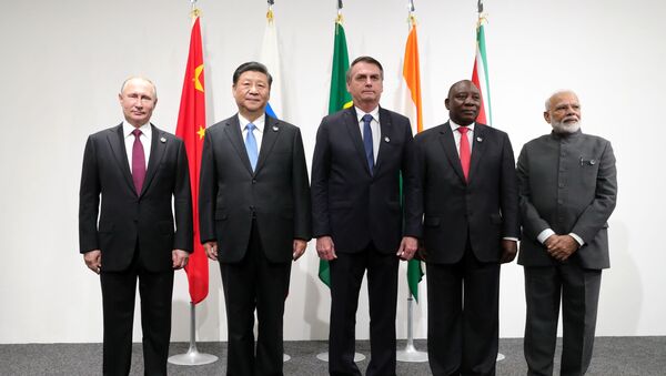 Los líderes que conforman el bloque de los BRICS en Osaka - Sputnik Mundo