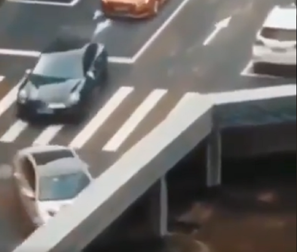 ¿Portal a otro mundo? Miles de vehículos 'desaparecen' en una carretera china ¿Portal a otro mundo? Miles de vehículos 'desaparecen' en una carretera china - Sputnik Mundo