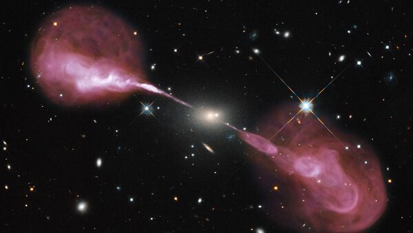 Energía entre agujeros negros (imagen referencial) - Sputnik Mundo
