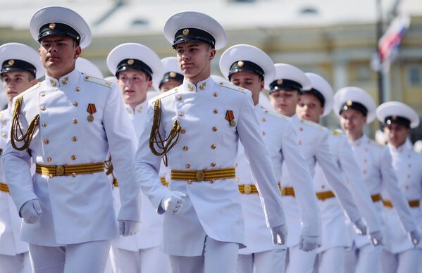 La Armada rusa se prepara para celebrar su gran día - Sputnik Mundo