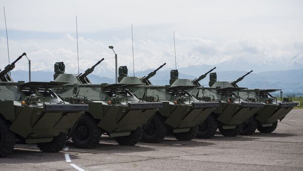 Vehículos blindados rusos BRDM-2 - Sputnik Mundo