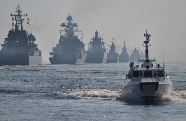 Празднование Дня ВМФ в Санкт-Петербурге  - Sputnik Mundo