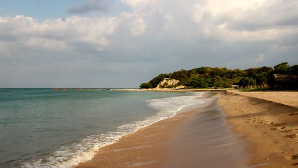 Una playa en Sri Lanka - Sputnik Mundo