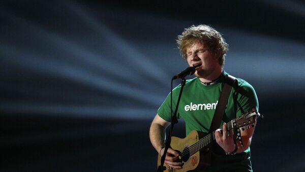 El cantante Ed Sheeran - Sputnik Mundo