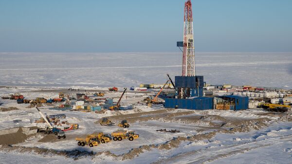 Extracción de petróleo en el Ártico - Sputnik Mundo