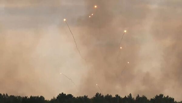 Incendio de municiones en un arsenal en la región rusa de Krasnoyarsk  - Sputnik Mundo