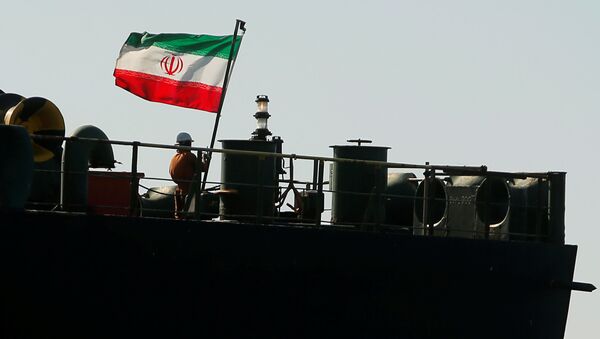 El petrolero iraní Adrian Darya, antes llamado Grace 1 - Sputnik Mundo