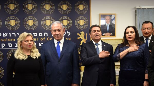 El primer ministro de Israel, Benjamín Netanyahu, y el presidente de Honduras, Juan Orlando Hernández, junto a sus mujeres - Sputnik Mundo