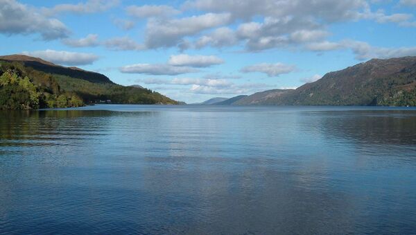 El lago Ness en Escocia - Sputnik Mundo