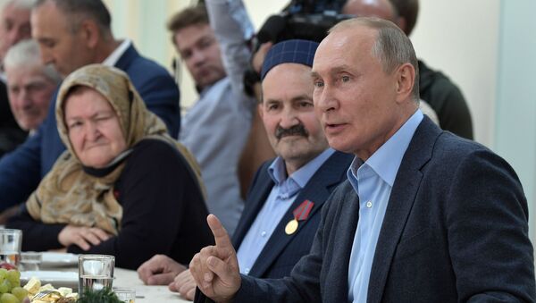 El viaje de trabajo de Vladímir Putin a Daguestán - Sputnik Mundo