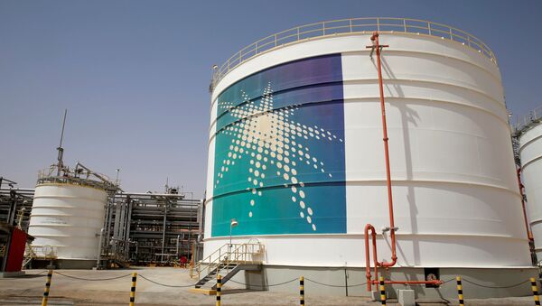 Una intalación petrolera de la empresa Saudi Aramco - Sputnik Mundo