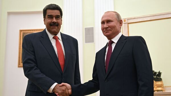El presidente de Venezuela, Nicolás Maduro junto al presidente de Rusia, Vladímir Putin (archivo) - Sputnik Mundo