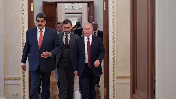 El presidente de Venezuela, Nicolás Maduro junto al presidente de Rusia, Vladímir Putin - Sputnik Mundo
