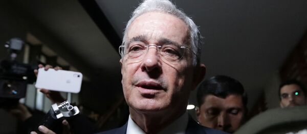 Álvaro Uribe, expresidente de Colombia Álvaro Uribe, expresidente de Colombia - Sputnik Mundo