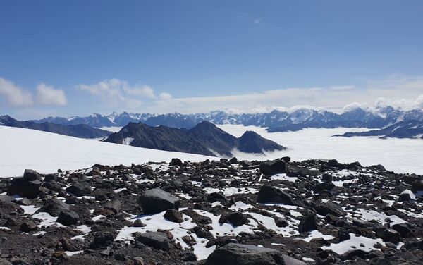 Vistas del Monte Elbrus en Rusia - Sputnik Mundo