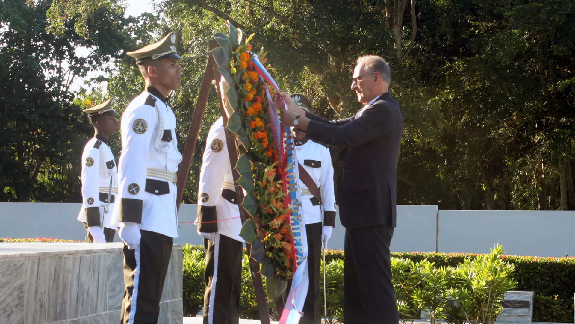 Nikolai Pátrushev durante a oferenda de flores em memória do soldado internacionalista soviético em Havana - Sputnik World, 1920, 03.01.2023