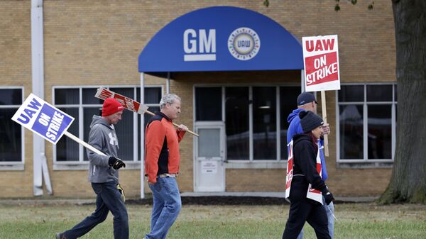 Trabajadores de General Motors en EEUU - Sputnik Mundo