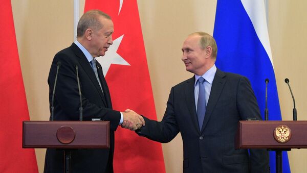 El presidente de Turquía, Recep Tayyip Erdogan, y el presidente de Rusia, Vladímir Putin  - Sputnik Mundo