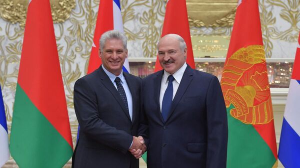 El presidente de Cuba, Miguel Díaz-Canel, y el presidente de Bielorrusia, Alexandr Lukashenko - Sputnik Mundo