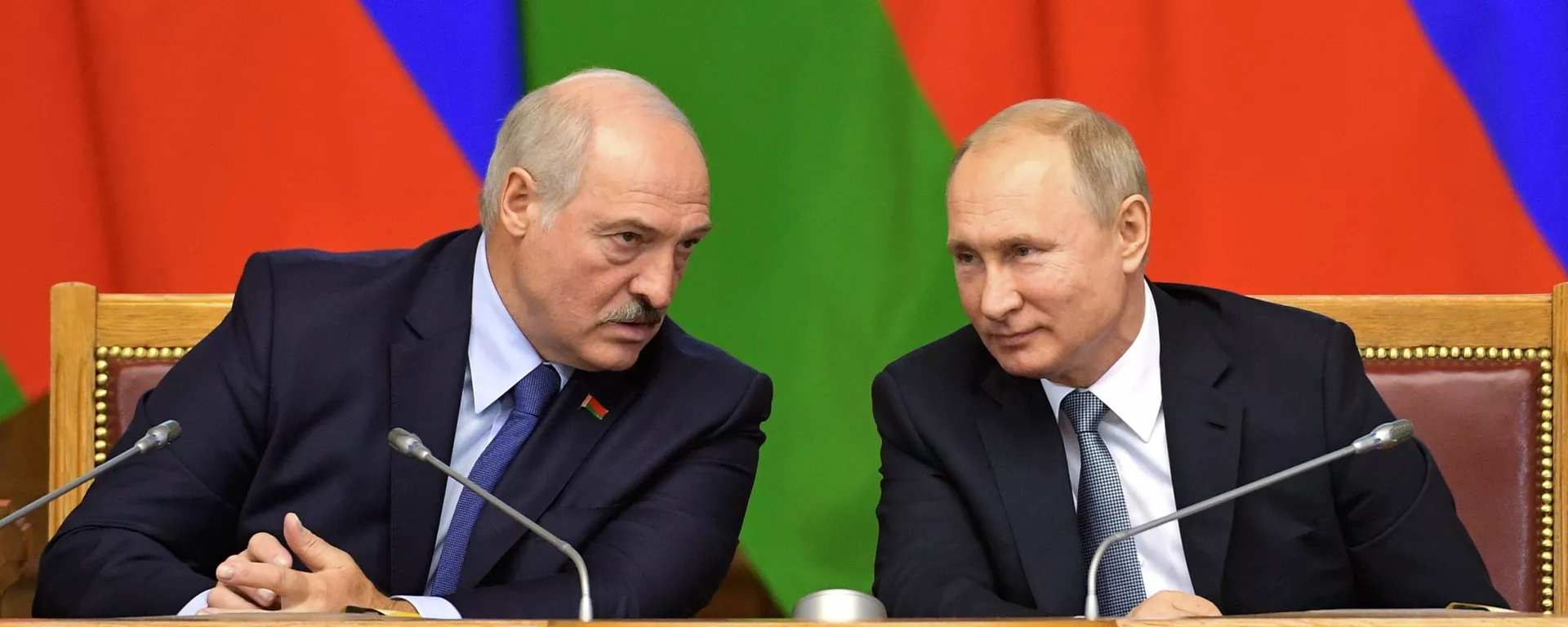 Il presidente bielorusso Alexander Lukashenko e il presidente russo Vladimir Putin - Sputnik World, 1920, 04.02.2023