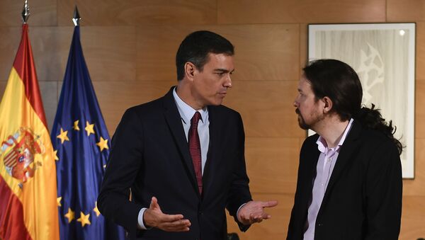 Pedro Sánchez, presidente del Gobierno de España y Pablo Iglesias, líder de la coalición izquierdista Unidas Podemos - Sputnik Mundo