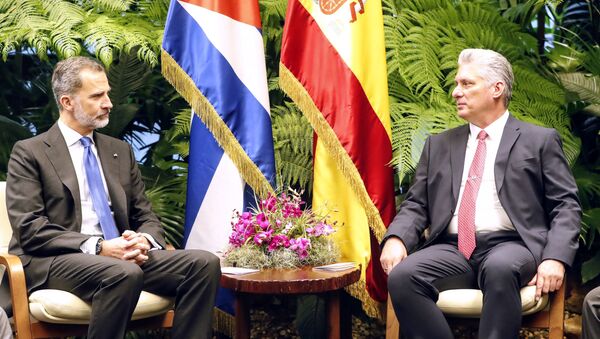 El presidente cubano, Miguel Díaz-Canel, y el rey de España, Felipe VI - Sputnik Mundo