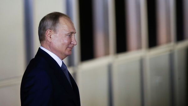 Vladímir Putin, Presidente de Rusia, en la cumbre de los BRICS en Brasilia - Sputnik Mundo