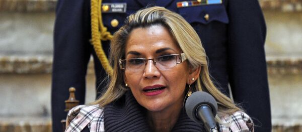 Jeanine Áñez, presidenta de facto de Bolivia Jeanine Áñez, presidenta de facto de Bolivia - Sputnik Mundo