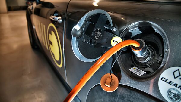 Un automóvil electrico (imagen referencial) - Sputnik Mundo