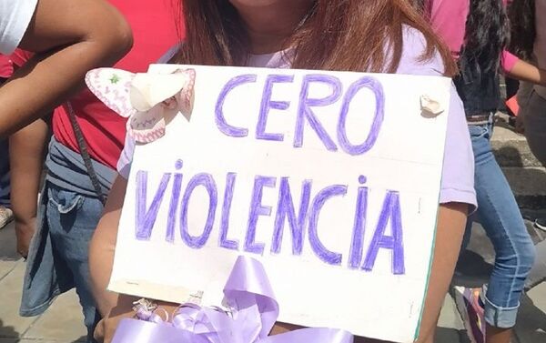 Cero violencia - marcha contra la violencia de género en Caracas - Sputnik Mundo