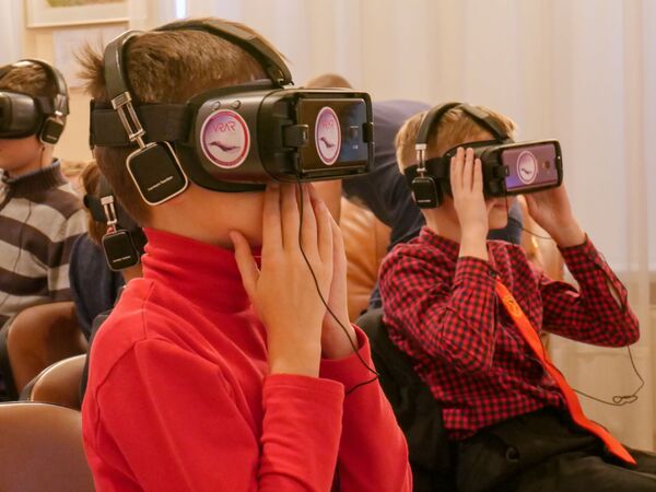 La nueva realidad digital: cómo las tecnologías transforman nuestra vida - Sputnik Mundo