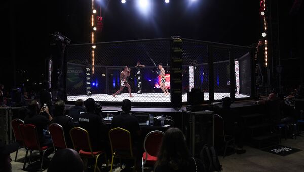 Una pelea de la MMA en Dakar, Senegal - Sputnik Mundo