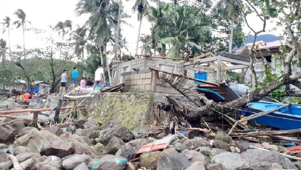 Consecuencias de tifón Ursula en Filipinas - Sputnik Mundo