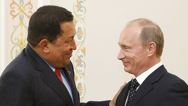 Hugo Chávez, expresidente de Venezuela, y Vladímir Putin, presidente de Rusia (archivo) - Sputnik Mundo