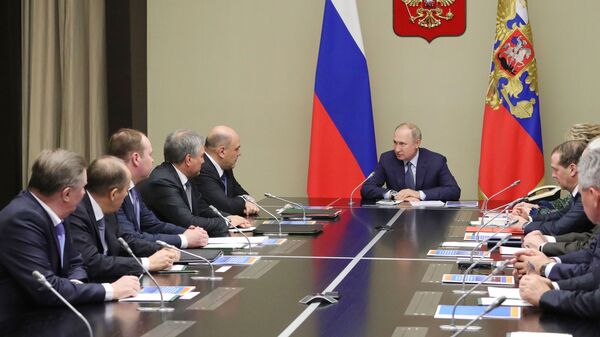 El presidente de Rusia, Vladímir Putin, en la reunión del Consejo de Seguridad ruso - Sputnik Mundo