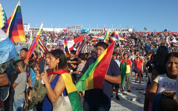 Bolivianos conmemoran los 14 años del Estado Plurinacional de Bolivia en Buenos Aires, Argentina Bolivianos conmemoran los 14 años del Estado Plurinacional de Bolivia en Buenos Aires, Argentina - Sputnik Mundo