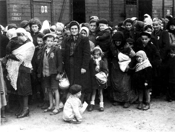 Politización del Holocausto: cómo el exterminio judío enfrentó a la Rusia y Polonia actual Politización del Holocausto: cómo el exterminio judío enfrentó a la Rusia y Polonia actual - Sputnik Mundo