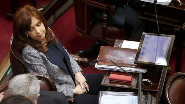 Cristina Fernández de Kirchner en el Senado argentino - Sputnik Mundo