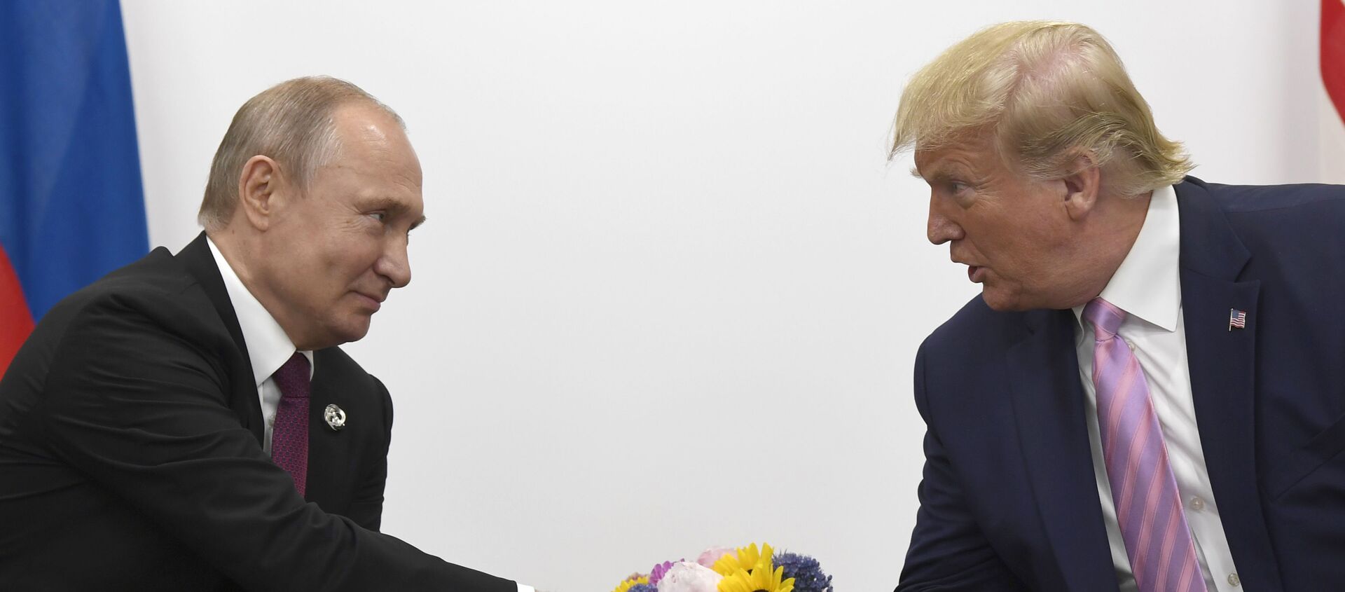 El presidente de Rusia, Vladímir Putin junto a su homólogo de EEUU, Donald Trump - Sputnik Mundo, 1920, 07.02.2020