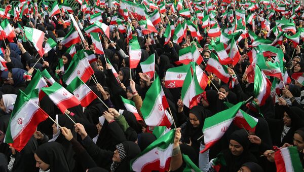Celebración del aniversario de la Revolución islámica en Teherán, Irán - Sputnik Mundo